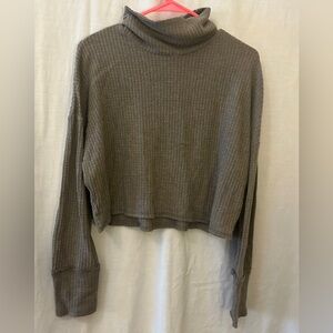 Soft Gray Turtleneck Cropped Long-sleeve Sweater